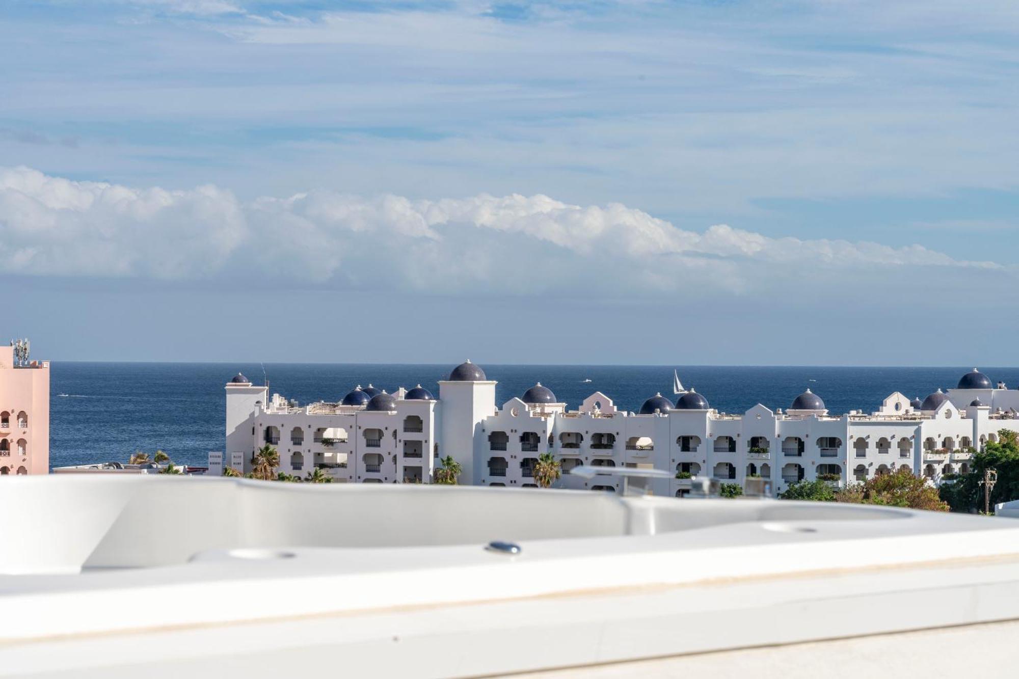 Luxury Apartment With Pool And Jacuzzi On Terrace In Medano Cabo San Lucas Eksteriør billede